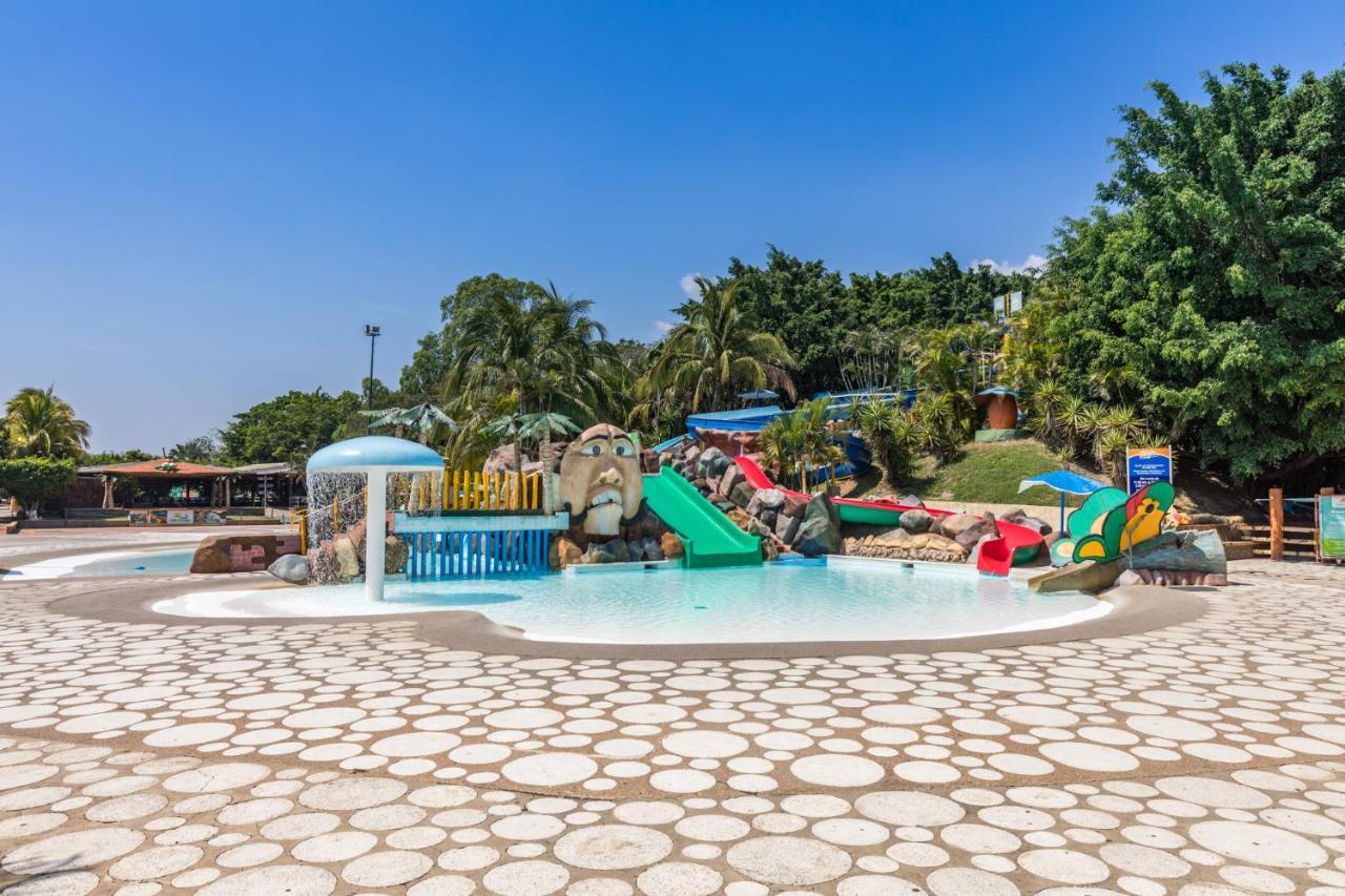 Resort Y Parque Acuatico Valle Dorado El Rosario 외부 사진